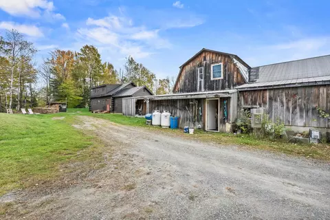 Exterior - 484 Lang Rd, Bath, NH 03740 photo 6 of 12