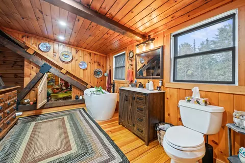 Bath - 484 Lang Rd, Bath, NH 03740 photo 4 of 5