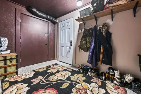 Entry Way - 484 Lang Rd, Bath, NH 03740 photo 3 of 3