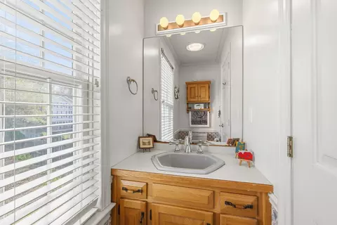 Bath - 67 Linden St, Exeter, NH 03833 photo 1 of 4