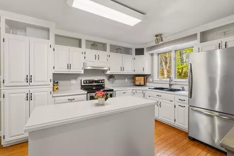 Kitchen - 67 Linden St, Exeter, NH 03833 photo 2 of 4