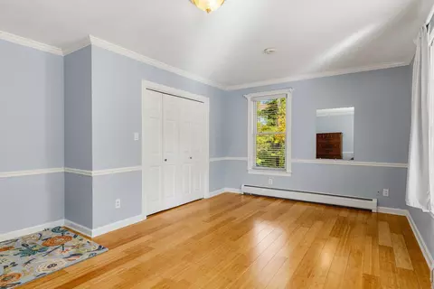 Bedroom - 67 Linden St, Exeter, NH 03833 photo 6 of 9