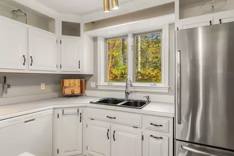 Kitchen - 67 Linden St, Exeter, NH 03833 photo 3 of 4