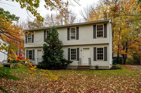 Exterior - 125 Sullivan St #A, Berwick, ME 03901 photo 2 of 4