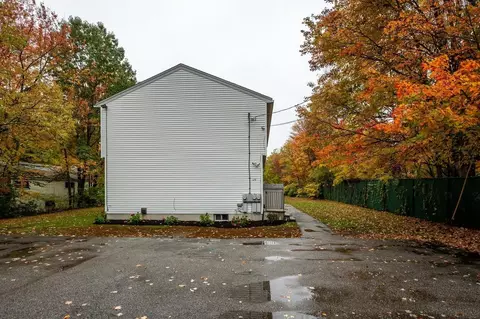 Exterior - 125 Sullivan St #A, Berwick, ME 03901 photo 4 of 4