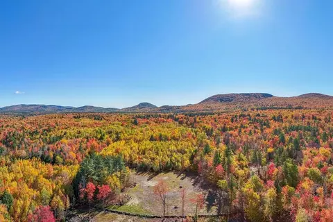 791 West Rd, Bradford, NH 03221