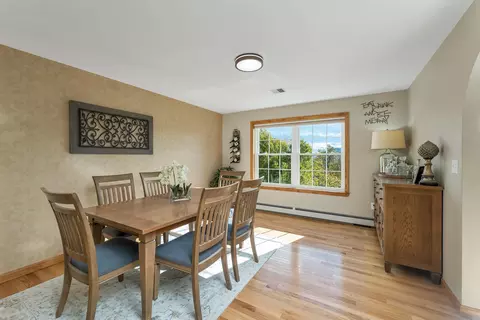 Dining - 10 Beechwoods At Intervale, Bartlett, NH 03812 photo 1 of 3