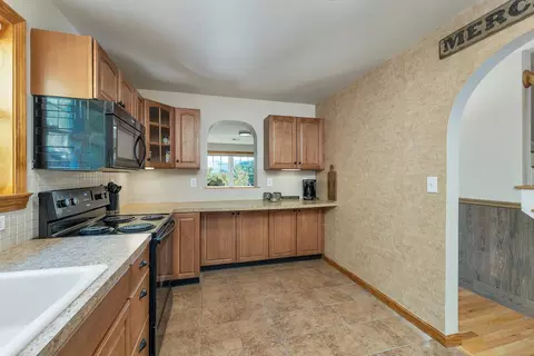 Kitchen - 10 Beechwoods At Intervale, Bartlett, NH 03812 photo 2 of 3