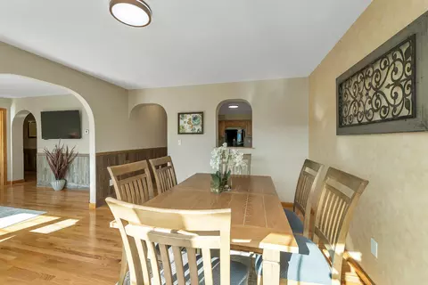 Dining - 10 Beechwoods At Intervale, Bartlett, NH 03812 photo 3 of 3
