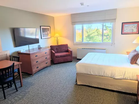 Bedroom - 228 E Mountain Rd #A HCP 159 II (HARRISON), Killington, VT 05751 photo 4 of 6