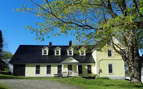 312 S Main St, Bradford, VT 05033