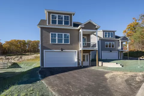 69 Moose Ledge Rd, Laconia, NH 03246