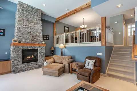 Living - 3 Stratton Springs Rd # B, Stratton, VT 05360 photo 1 of 4
