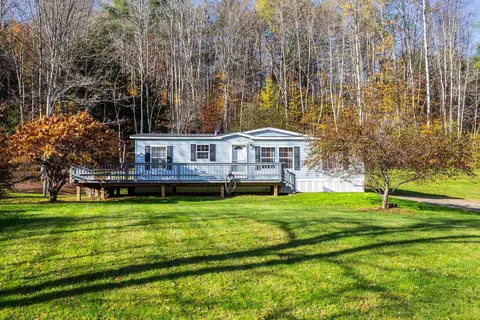 322 W River St, Londonderry, VT 05155