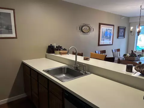 Kitchen - 41 High Point Dr #13, Stratton, VT 05360 photo 4 of 4