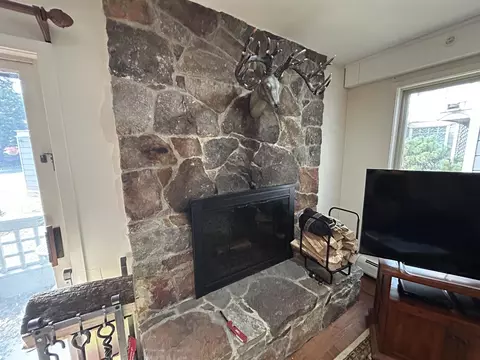 Living - 41 High Point Dr #13, Stratton, VT 05360 photo 5 of 5