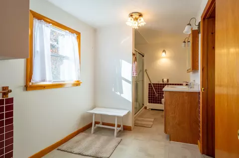 Bath - 434 E Main St, Middlebury, VT 05753 photo 1 of 1