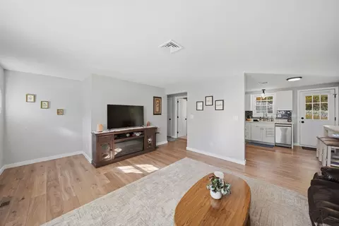 Living - 29 Shadow Lake Rd, Salem, NH 03079 photo 4 of 4