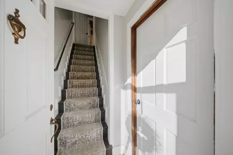 Entry Way - 29 Shadow Lake Rd, Salem, NH 03079 photo 3 of 3