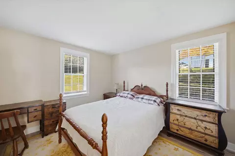 Bedroom - 29 Shadow Lake Rd, Salem, NH 03079 photo 3 of 6