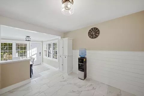 Entry Way - 29 Shadow Lake Rd, Salem, NH 03079 photo 2 of 3