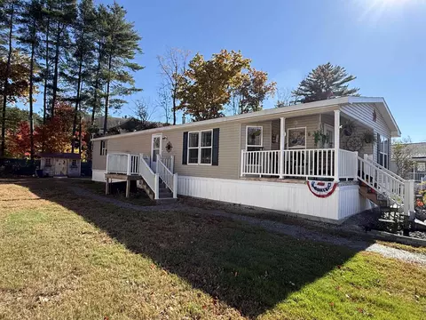 10 N Emperor Dr, Concord, NH 03303