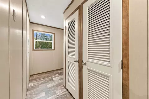 Entry Way - 28 Okane Cir, Bethlehem, NH 03574 photo 1 of 1