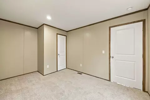Bedroom - 28 Okane Cir, Bethlehem, NH 03574 photo 6 of 7