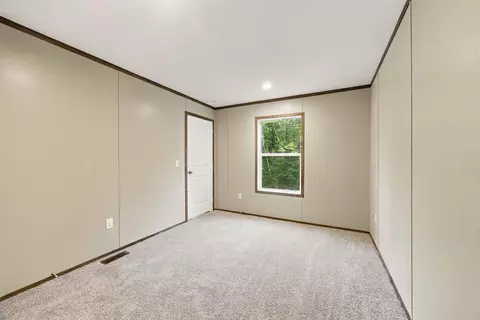Bedroom - 28 Okane Cir, Bethlehem, NH 03574 photo 7 of 7