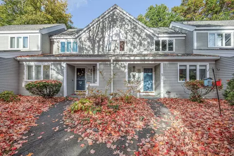 58 Laurel Ct #299, Nashua, NH 03062