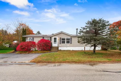 56 Goldrush Ln, Rochester, NH 03868