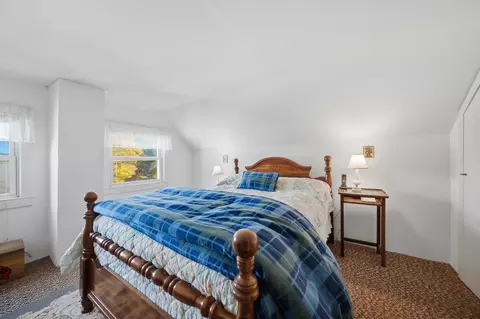 Bedroom - 25 E Intervale Rd, Wilton, NH 03086 photo 2 of 11