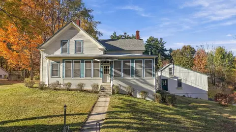 Exterior - 25 E Intervale Rd, Wilton, NH 03086 photo 2 of 15