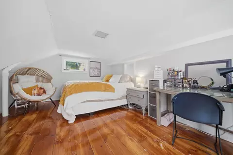 Bedroom - 25 E Intervale Rd, Wilton, NH 03086 photo 10 of 11