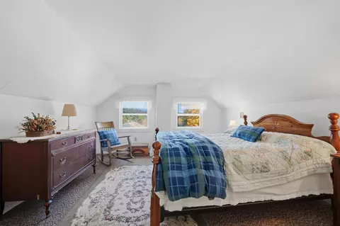 Bedroom - 25 E Intervale Rd, Wilton, NH 03086 photo 3 of 11