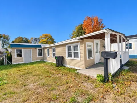 39 Avenue C, Burlington, VT 05408