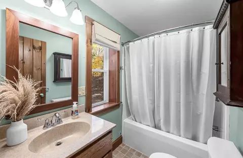 Bath - 148 Lone Pine Rd, Whitingham, VT 05361 photo 1 of 3