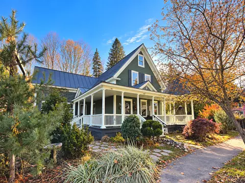45 Pleasant St, Woodstock, VT 05091