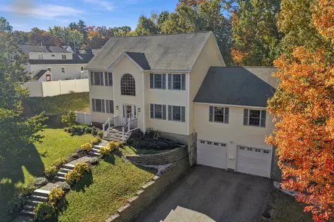 11 Burnham Ave, Nashua, NH 03064