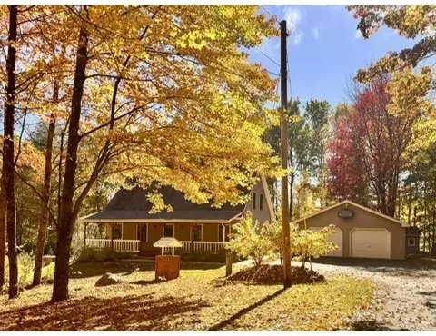 295 Peverly Rd, Northfield, NH 03276