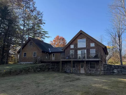 Exterior - 3 White Oak Ln, Lunenburg, VT 05906 photo 1 of 11
