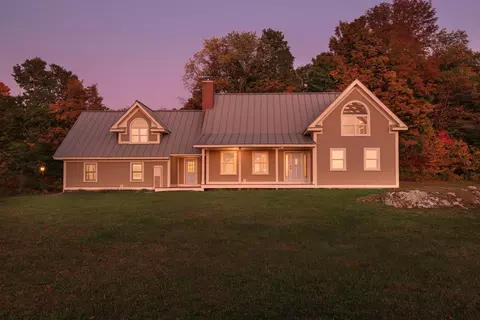 267 Clif Reynolds Rd, Jeffersonville, VT 05464