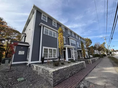112 Front St # -A, Exeter, NH 03833 photo 4