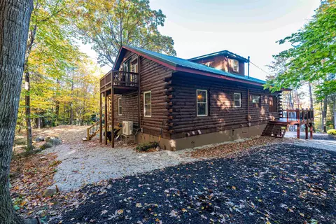 42 Arlberg Dr, Conway, NH 03818