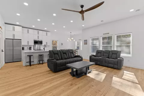 186 Kancamagus Hwy UNIT A, Conway, NH 03818