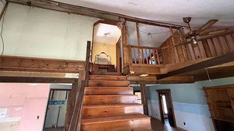Entry Way - 452 Westside Ln, Westmore, VT 05860 photo 4 of 4