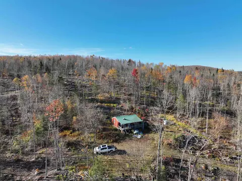 1217 Hudson Rd, Canaan, VT 05903 photo 2