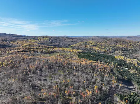 1217 Hudson Rd, Canaan, VT 05903 photo 4