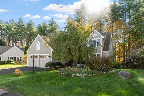 11 Surry Hill Dr, Keene, NH 03431