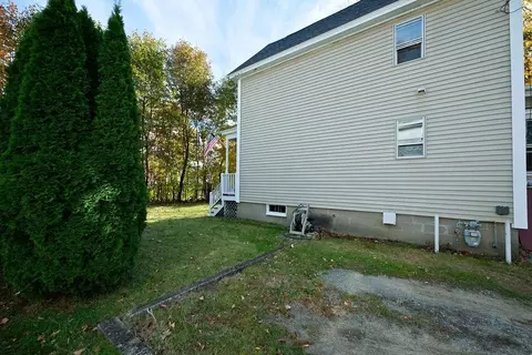 Exterior - 21 Dartmouth St, Exeter, NH 03833 photo 4 of 13